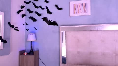 emily_castillo1_ online show from 11-15-25, 06:00