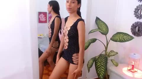 Emily online show from 09-23-25, 06:33