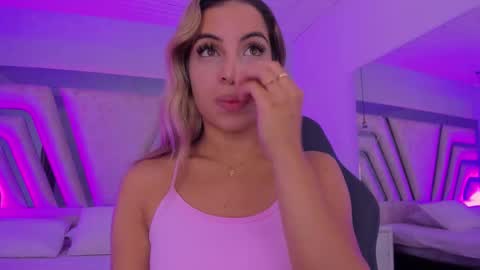 Emily online show from 10-23-25, 11:20