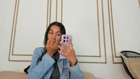 Snapshot of emily_gaviria1 chatting on 05-10-26, 12:10 emily_gaviria1 online show from 05-10-26, 12:10
