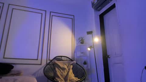 Snapshot of emily_gaviria1 chatting on 05-12-26, 01:30 emily_gaviria1 online show from 05-12-26, 01:30