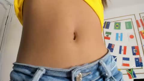 Snapshot of emily_gaviria1 chatting on 07-07-26, 12:09 emily_gaviria1 online show from 07-07-26, 12:09
