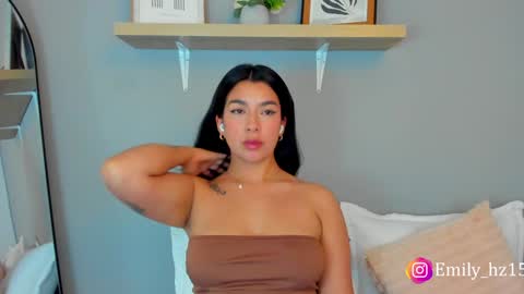 Emily online show from 01-08-25, 04:22