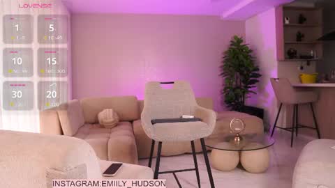 independet model online show from 07-18-26, 09:40