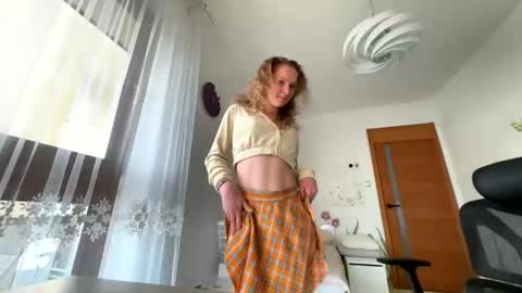 Emily  online show from 10-14-25, 10:38