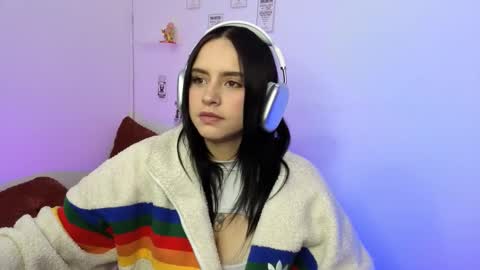 Snapshot of emily_lindey_ chatting on 02-07-26, 02:26 Emily Lindey online show from 02-07-26, 02:26