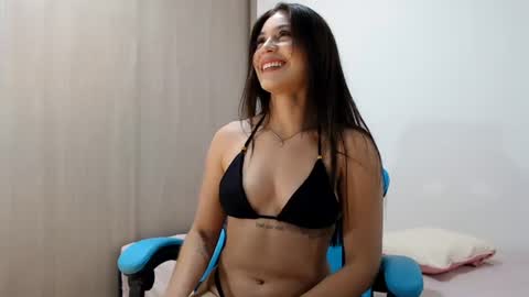 emily_mikelhot online show from 07-09-26, 06:39