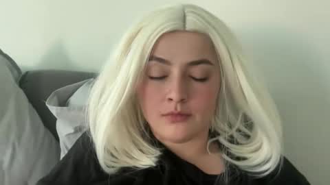 emily_morning_dew online show from 03-13-26, 03:40