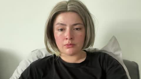 emily_morning_dew online show from 06-07-26, 05:44