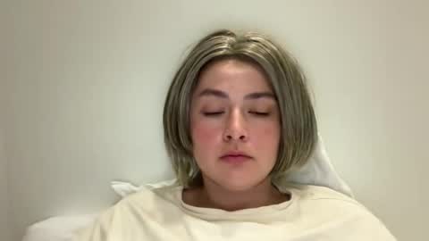 emily_morning_dew online show from 06-10-26, 06:29