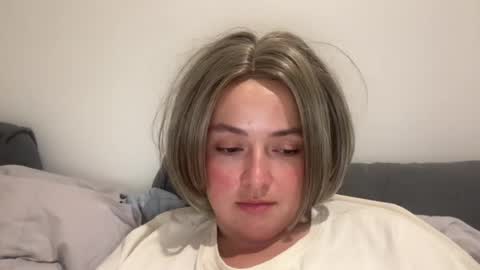 emily_morning_dew online show from 07-13-26, 06:33