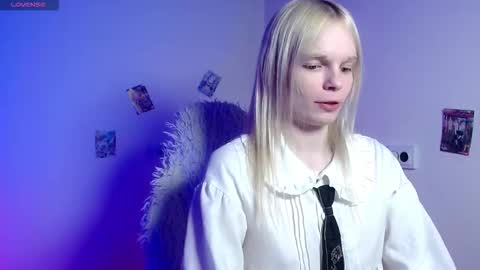 Snapshot of emily_nyaffe123 chatting on 03-14-26, 05:24 Lia online show from 03-14-26, 05:24