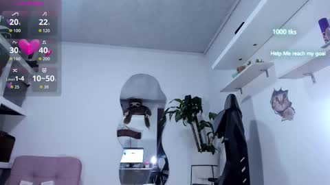 Snapshot of emily_palmeer chatting on 09-24-25, 10:51 emily_palmeer online show from 09-24-25, 10:51
