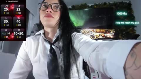 Snapshot of emily_palmeer chatting on 05-29-26, 01:36 emily_palmeer online show from 05-29-26, 01:36