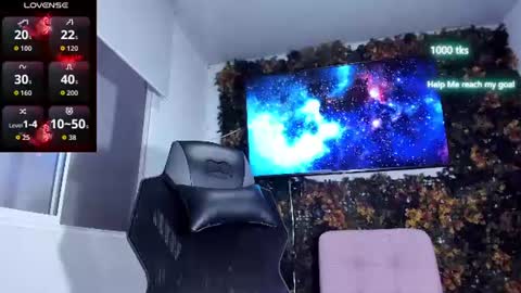 emily_palmeer online show from 07-11-26, 10:51