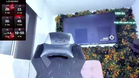 emily_palmeer online show from 08-03-26, 09:59