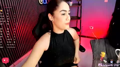 Snapshot of emily_roberts1 chatting on 07-01-26, 12:40 Emily online show from 07-01-26, 12:40