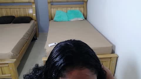 emily_russell_ online show from 09-18-25, 02:02