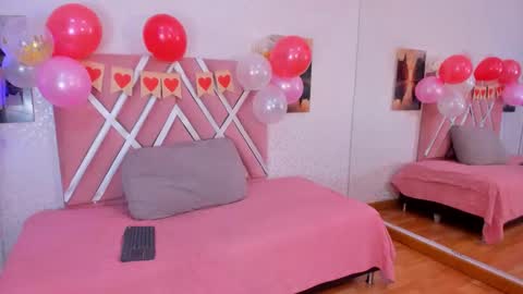 Snapshot of emily_sejmet chatting on 02-15-26, 01:46 SEJMET LOVE online show from 02-15-26, 01:46