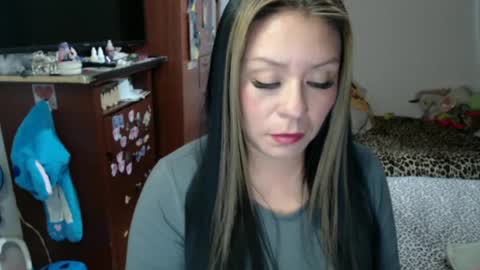 Emily online show from 10-04-25, 02:09