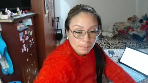 Emily online show from 10-07-25, 07:38