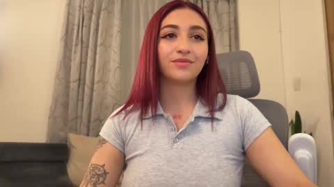 Snapshot of emily_smith29 chatting on 03-12-25, 02:30 emi online show from 03-12-25, 02:30