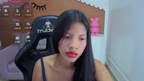 Snapshot of emily_smith_t chatting on 06-01-26, 07:37 emily_smith_t online show from 06-01-26, 07:37