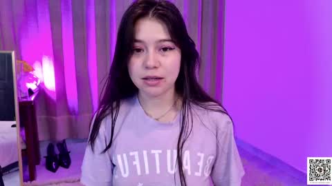 Emily online show from 05-11-26, 10:51