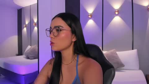 Snapshot of emily_tolson chatting on 06-22-26, 09:45 emily_tolson online show from 06-22-26, 09:45