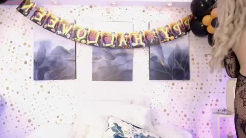 Emily. online show from 10-14-25, 04:57