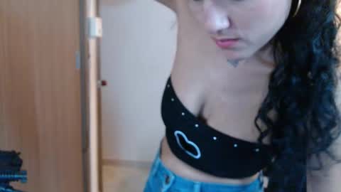 EMILY  online show from 10-07-25, 07:55