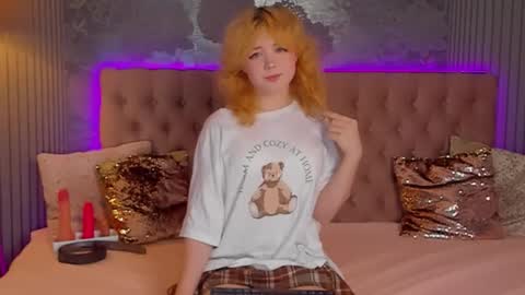 Baby Emelli online show from 11-26-25, 12:17