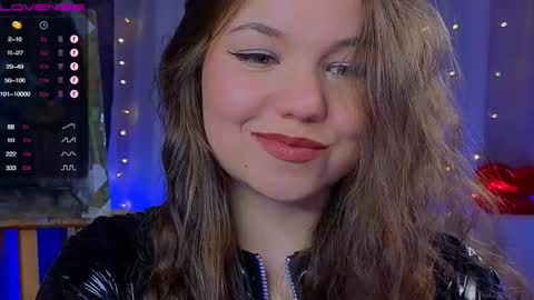 Snapshot of emilyart_ chatting on 03-02-25, 11:42 artist Emily online show from 03-02-25, 11:42