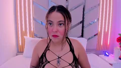 Emily online show from 08-04-26, 12:36