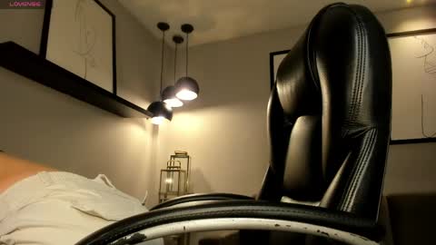 Emily Carter online show from 05-23-26, 10:30