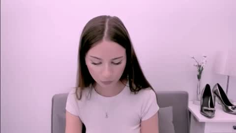 EmilyCharming online show from 05-04-26, 08:16