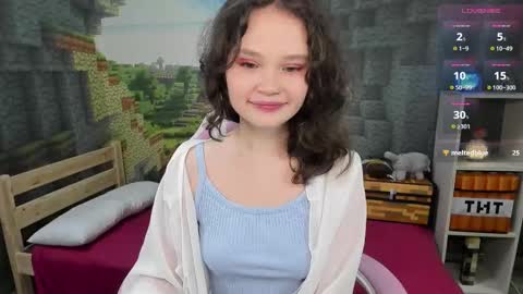 Emilyhaves online show from 09-17-25, 08:54