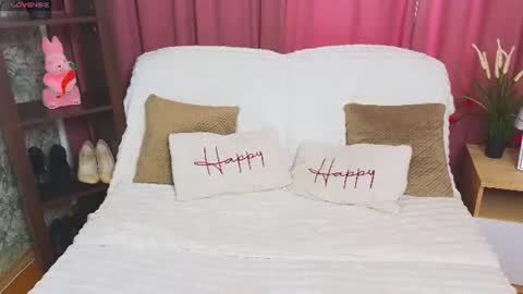 Emily online show from 07-30-26, 12:04