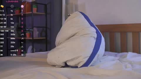 Emily  Lovense is activeThere are legends that in this room all your wishes can come true  Private is Open online show from 06-06-26, 07:07