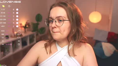 Emily  online show from 12-22-24, 03:33