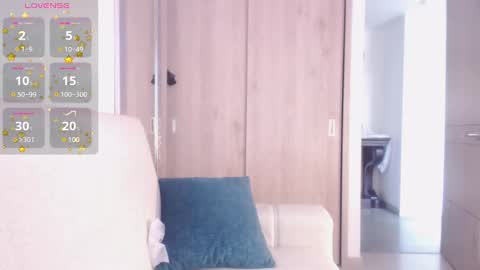 Emily online show from 12-17-24, 08:32