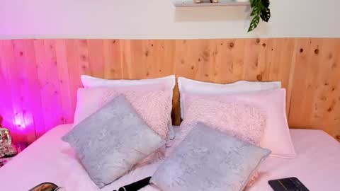 Emily online show from 01-16-26, 07:40