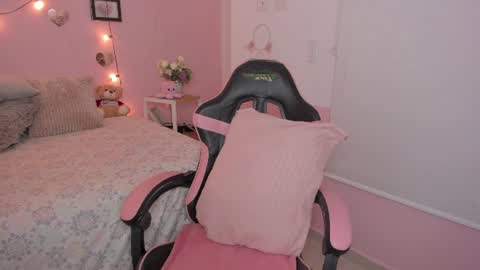Emily online show from 08-01-26, 08:30