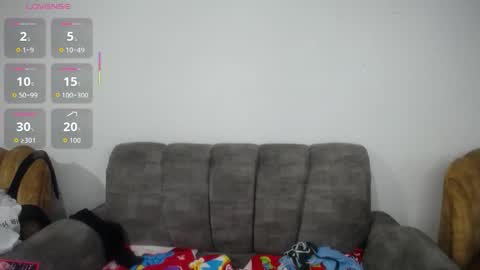 Snapshot of emilyhines__ chatting on 01-08-26, 02:03 Emilyhines online show from 01-08-26, 02:03