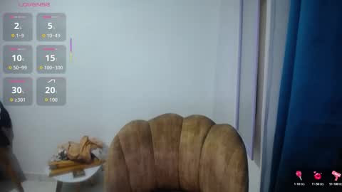 Snapshot of emilyhines__ chatting on 01-16-26, 11:09 Emilyhines online show from 01-16-26, 11:09