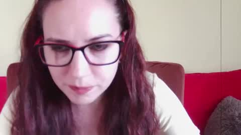 Emily online show from 08-04-26, 02:19