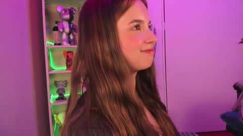 VALEEEN online show from 01-24-25, 07:39