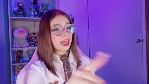 VALEEEN online show from 10-30-25, 04:41