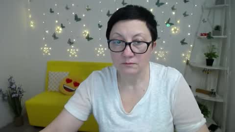 Emily online show from 03-08-26, 02:15