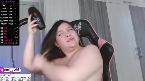 Snapshot of emilyn_grey chatting on 10-02-25, 03:30 Emilyn online show from 10-02-25, 03:30